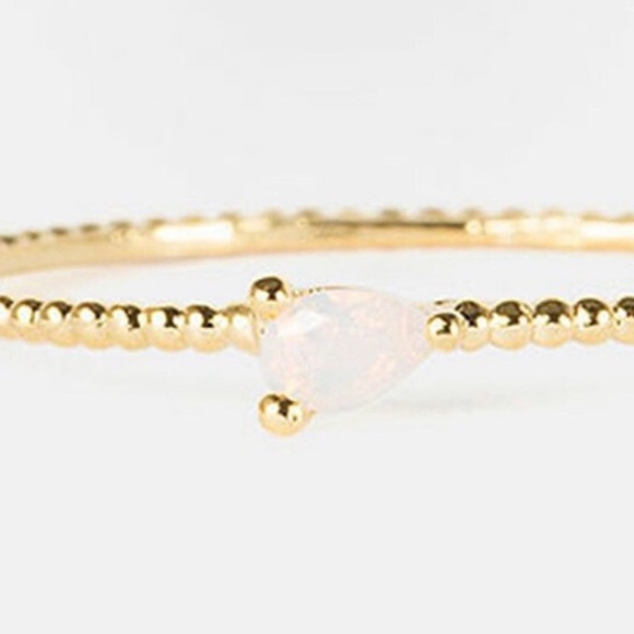 Dainty Gold Dot Band with Tiny Pair-Cut Opal Stone-sz 6 or 7 only- Boutique - Picture 3 of 7